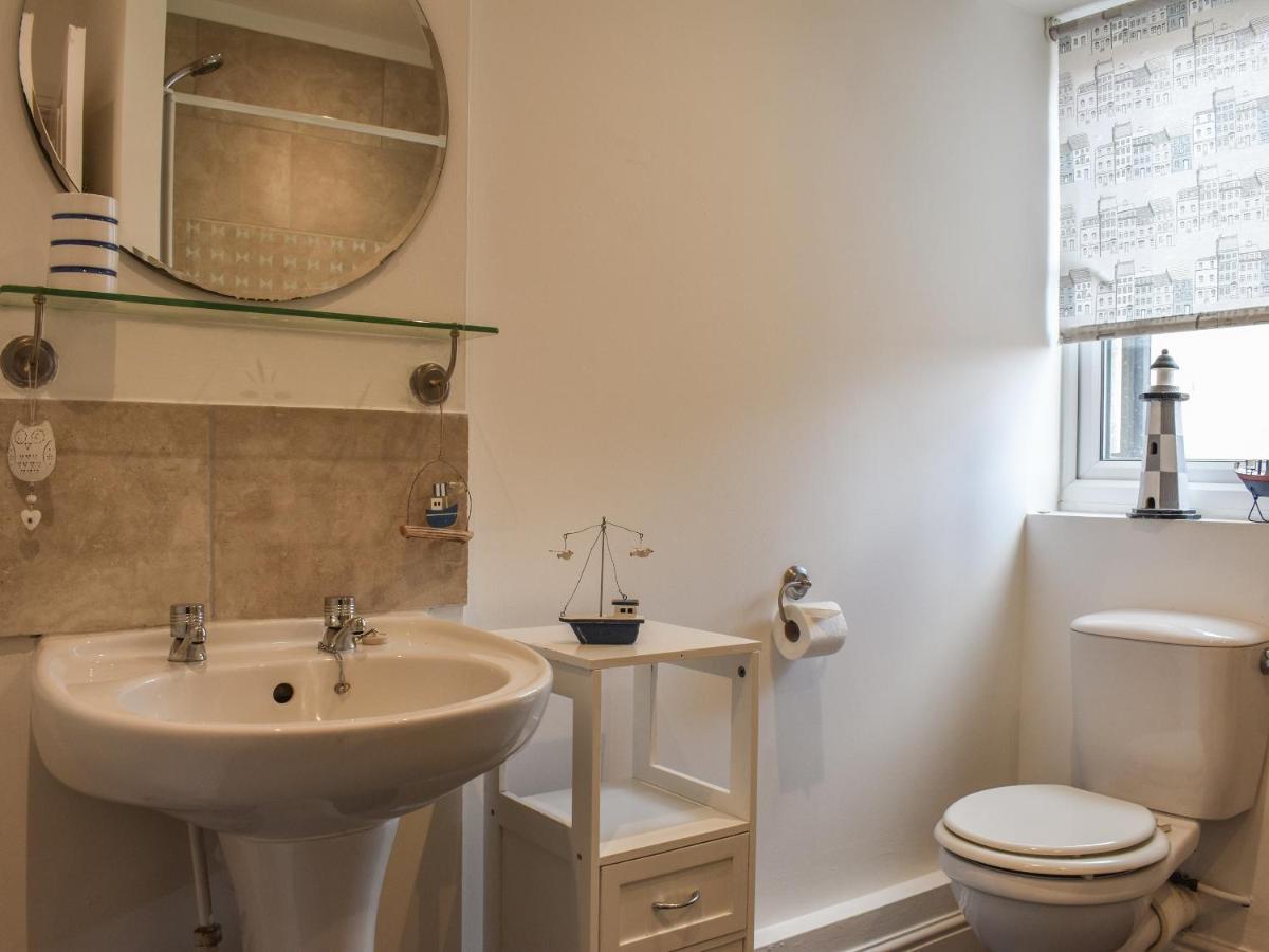 Coast Apartment Whitby Ngoại thất bức ảnh